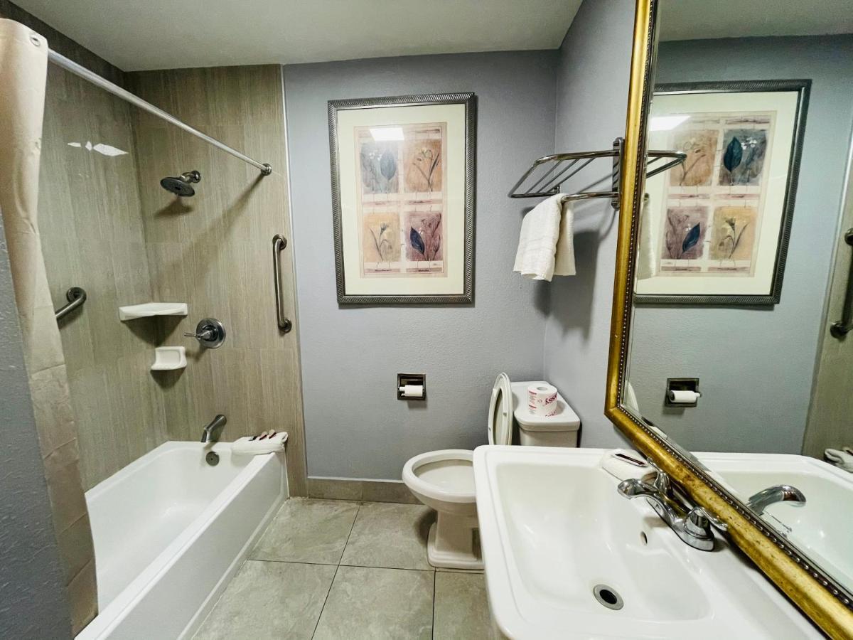 Casa Blanca Inn & Suites Whittier Exteriér fotografie