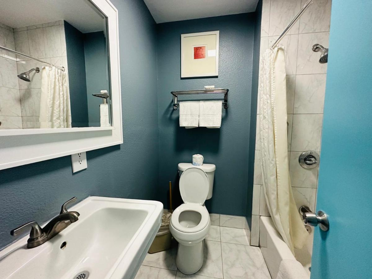 Casa Blanca Inn & Suites Whittier Exteriér fotografie