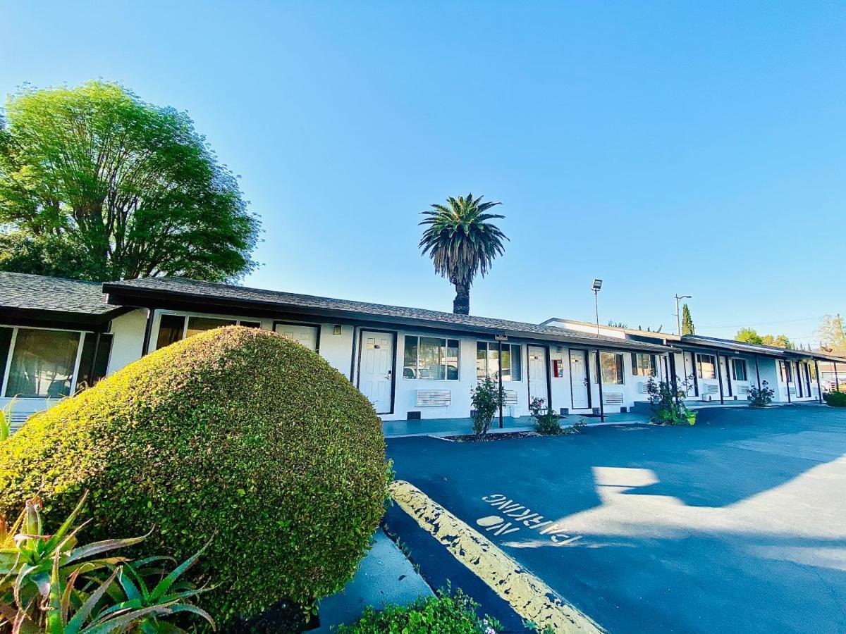 Casa Blanca Inn & Suites Whittier Exteriér fotografie
